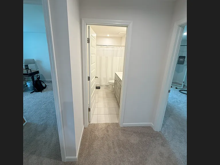 5401 Zinnia Ln E — Photo 32