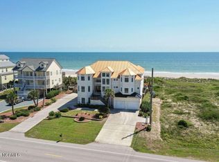 3682 Island Dr, North Topsail Beach, NC 28460