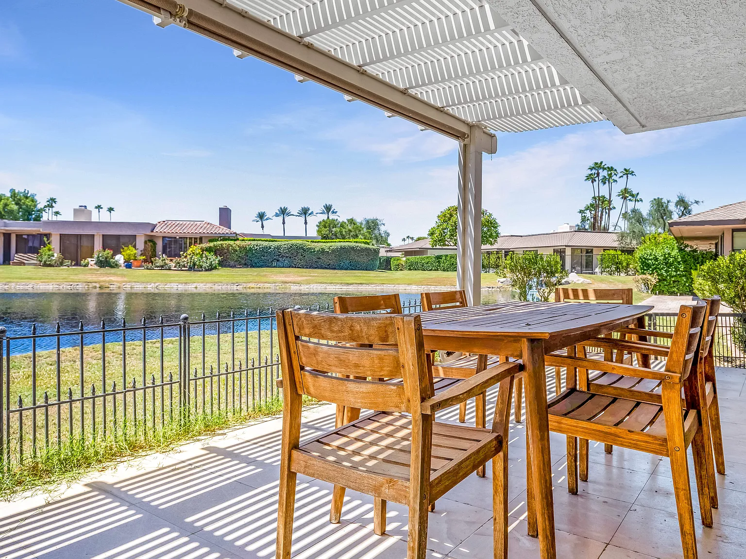 2 bed, 2.5 bath, 2535 sqft, $4,950 — Photo 3