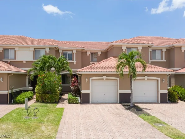 9771 Roundstone Cir, Fort Myers, FL 33967