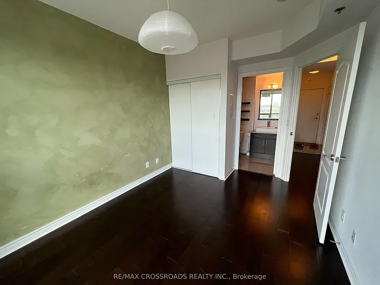 2756 Old Leslie St #519 — Photo 5