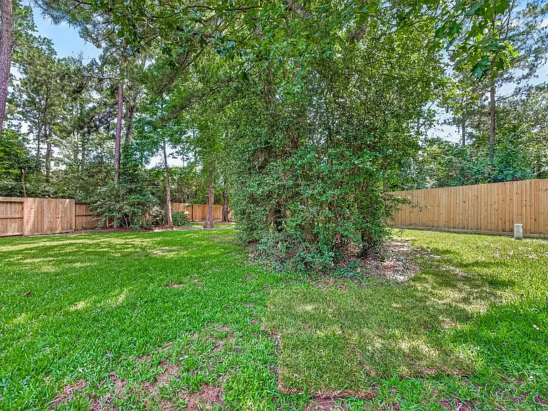 11 Nestlewood Pl — Photo 32