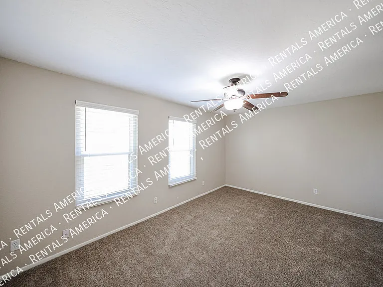 4555 W Continental Dr — Photo 31