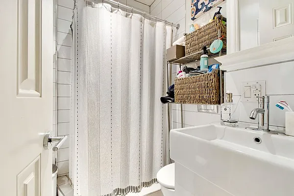 Rented by LG Fairmont Group | media 8