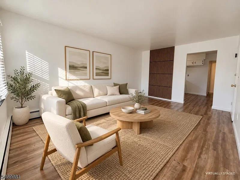 2 bed, 1.0 bath, $2,000 — Photo 4