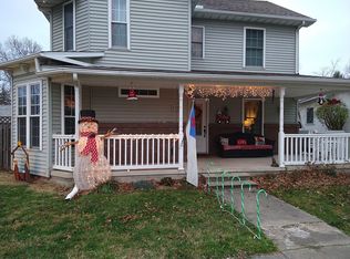 115 N York St, Martinsville, IL