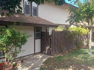 5458 Roundtree Dr APT F, Concord, CA 94521