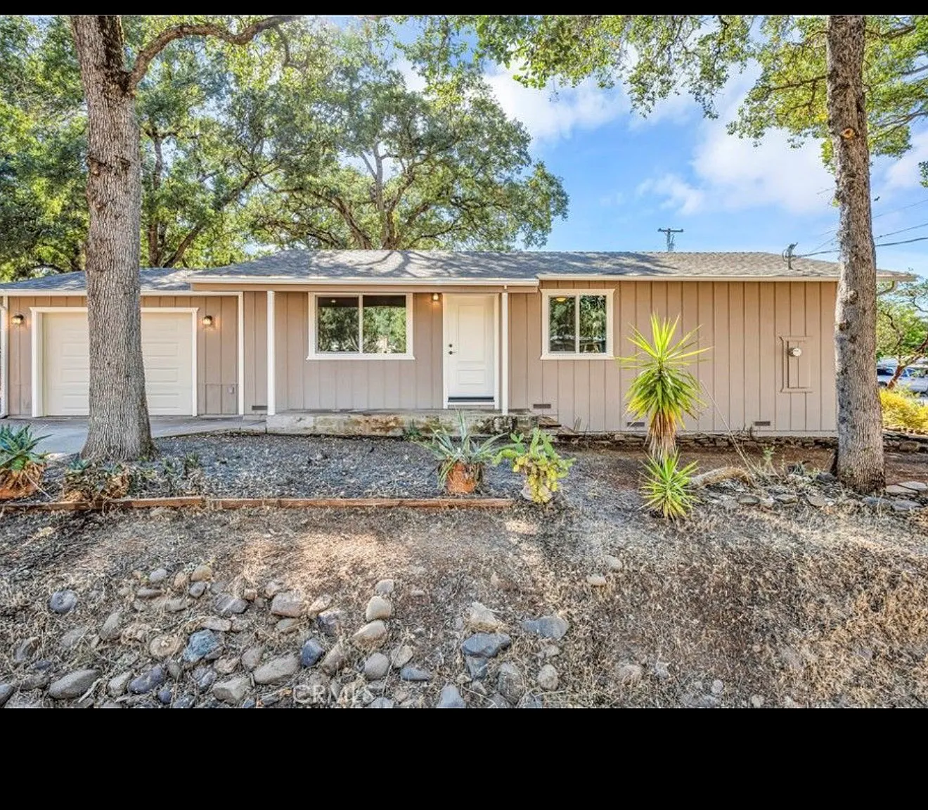 3 bed, 1000 sqft, $1,850 — Photo 1