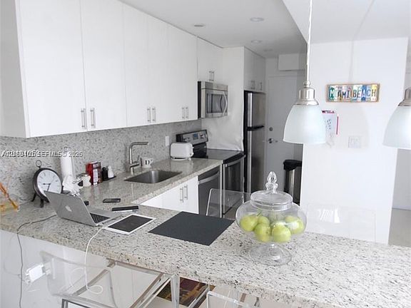 4th image of 1200 West Ave APT 1101
