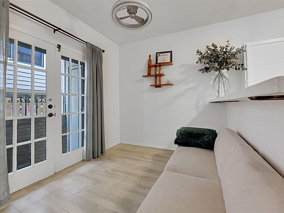 4th image of 2801 Rio Grande St APT 103