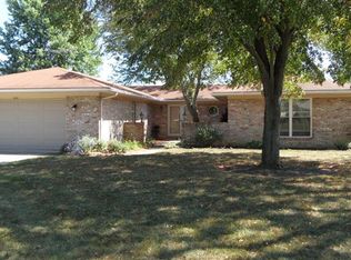 650 Wisteria Dr, Troy, OH