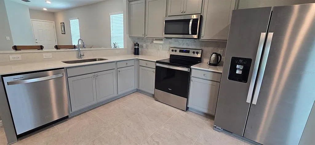 3 bed, 2.0 bath, 1256 sqft, $2,150 — Photo 4
