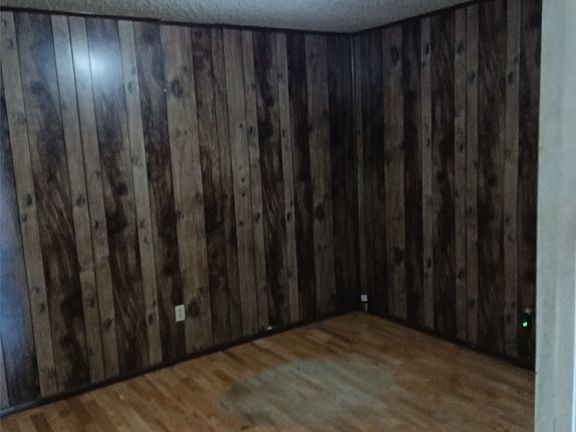 4th image of 5013 Cordova Ave