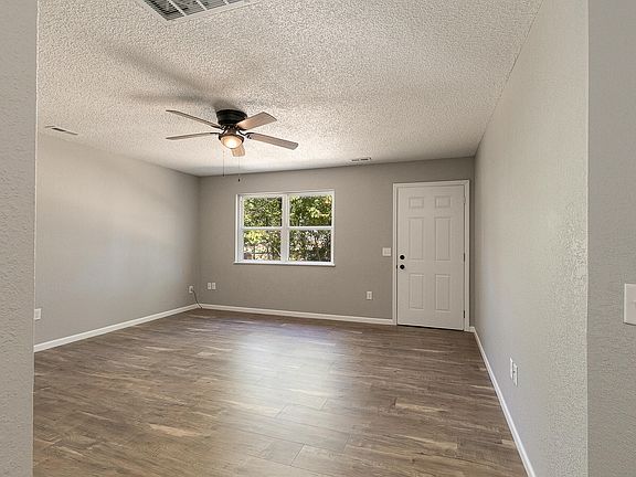 5th image of 1350 W Jackson Street