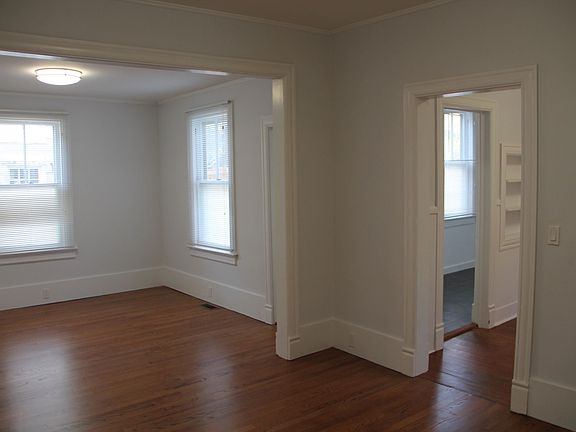 4th image of 20 N Main St APT 1B