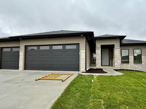2130 S 93rd St, Lincoln, NE 68520
