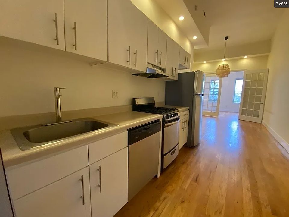 1st image of 189 Meserole St APT 3R