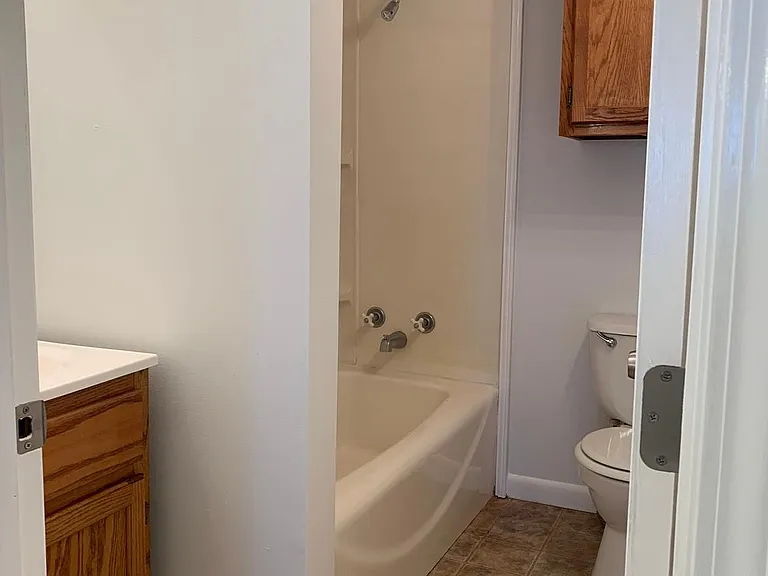 308 Joseph St — Photo 3