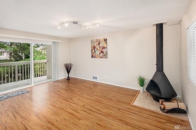 1st image of 17204 NE 45th St APT 58