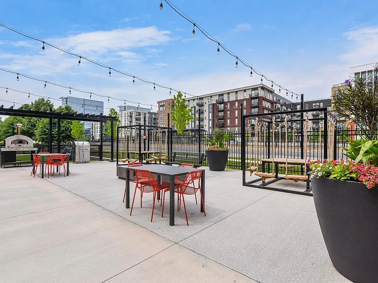 AIRE MSP Apartments — Photo 41