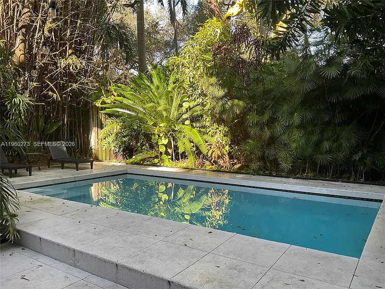 2485 Inagua Ave — Photo 2