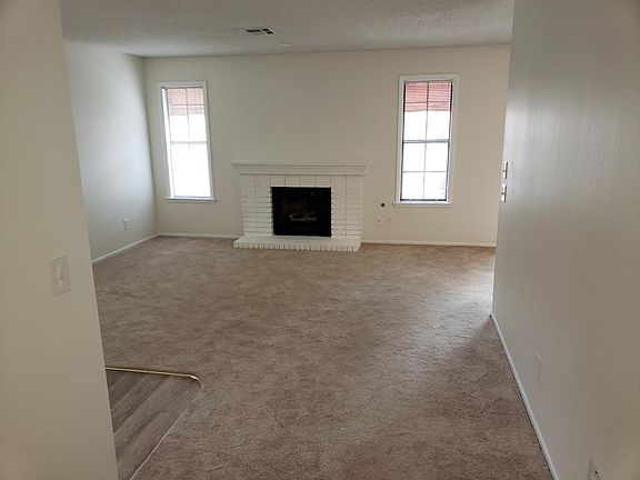 4th image of 6665 W Tropicana Ave Unit 204