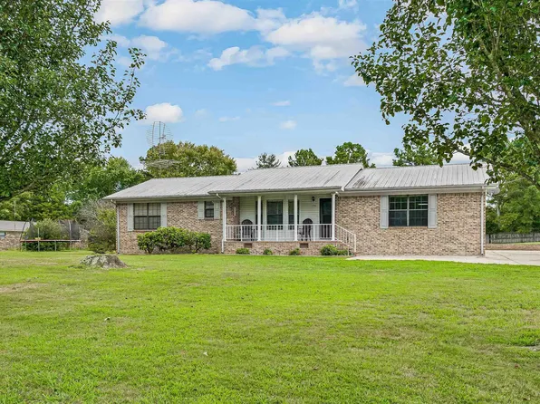 156 Cedar St, Rainsville, AL 35986