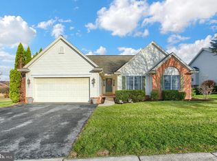 1424 Silvercreek Dr, Mechanicsburg, PA 17050