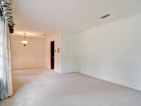 5th image of 7249 Monterrey Dr