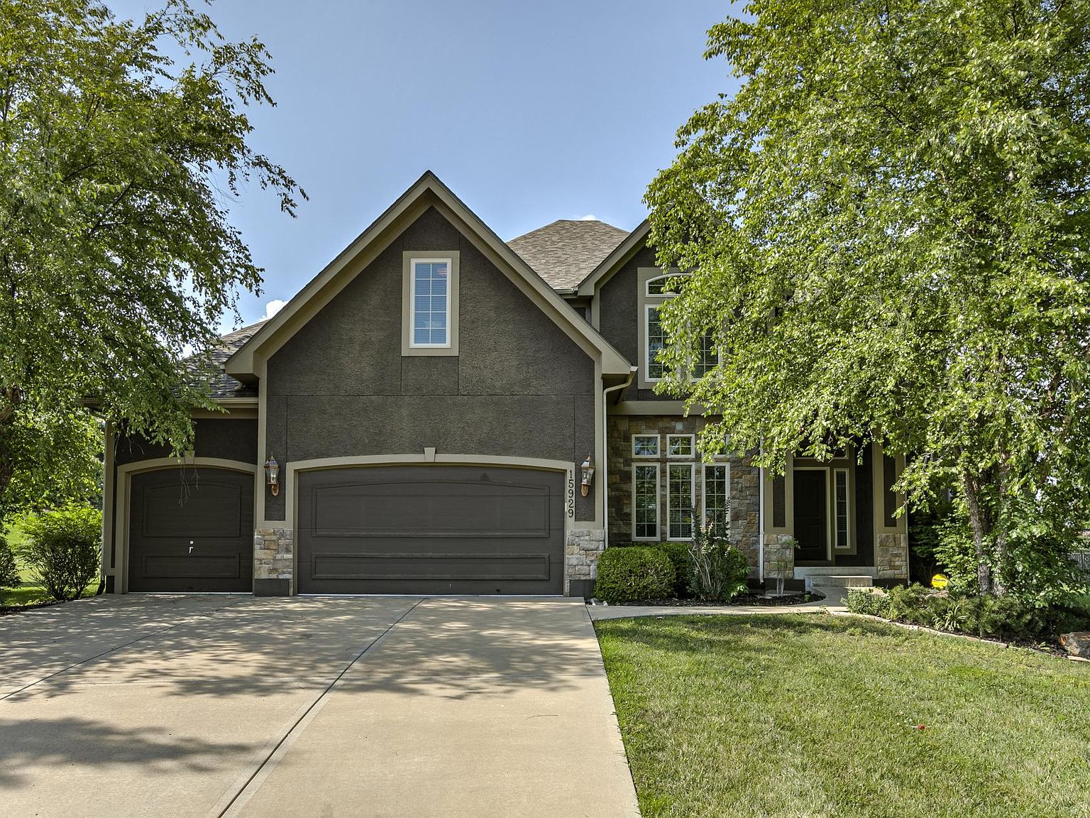 15929 Ballentine St, Overland Park, KS 66221 Zillow