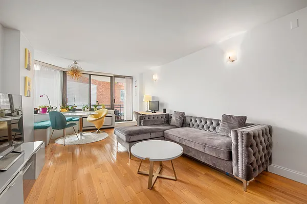 Rented by Corcoran | media 1