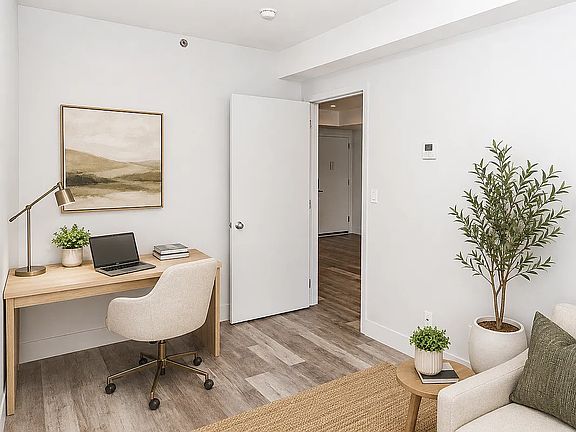 5th image of 46 Melrose St #413