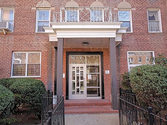2nd image of 3510 Avenue H APT 6J