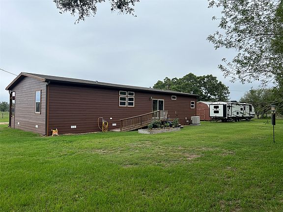 2nd image of 1385 Bego Rd