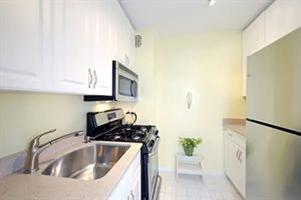 Rented by Douglas Elliman | media 9
