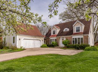 1800 Wakeman Ct, Wheaton, IL 60187