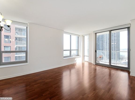 2nd image of 420 E Waterside Dr #1015