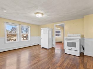 147 Warwick St FLOOR 2, Woonsocket, RI 02895