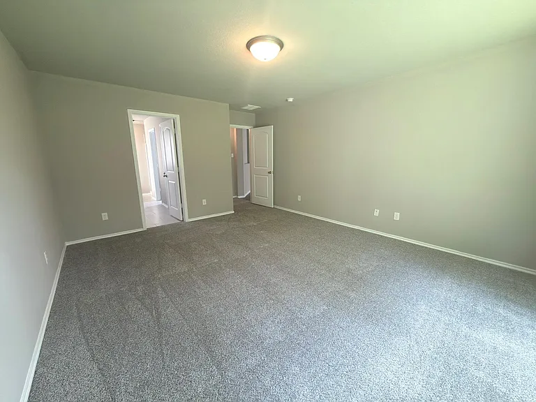 1975 Briar Grove Dr — Photo 9
