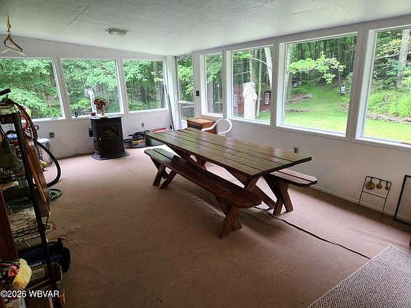 5th image of 31 Laurel Ln