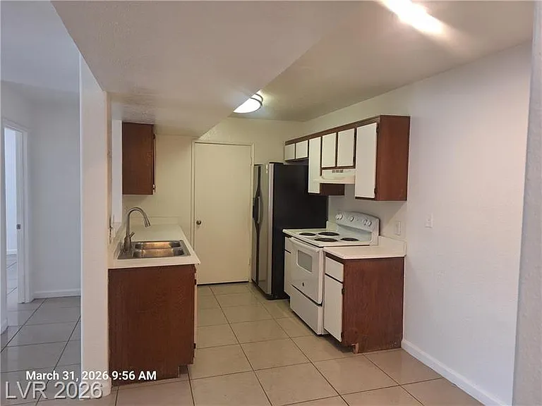 200 Mission Laguna Ln #105 — Photo 6
