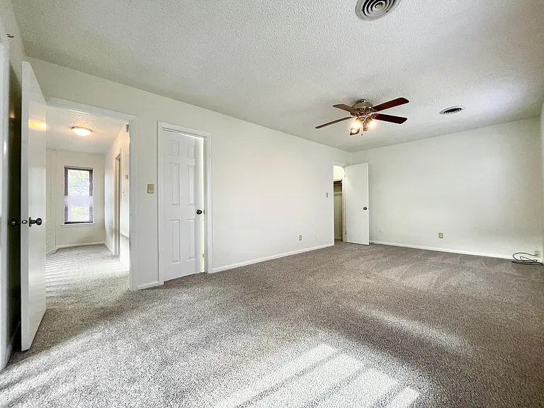 1723 Rueger St — Photo 27