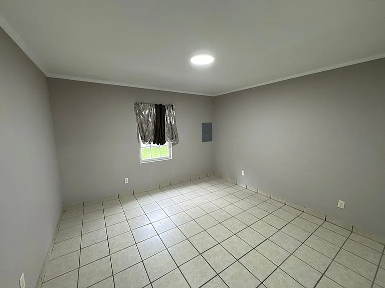 100 Kittrell St — Photo 6