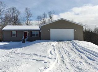 7155 Geneva Marie Ln, Girard, PA 16417