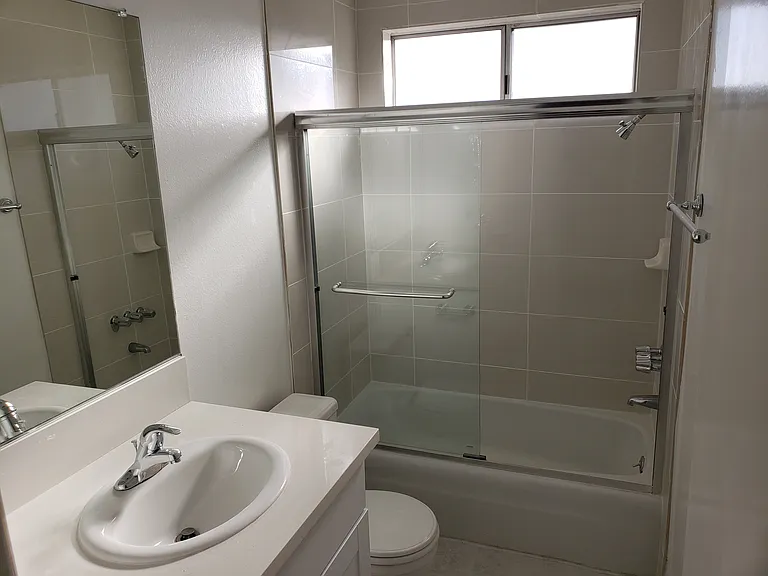 12333 Texas Ave — Photo 36