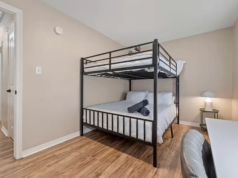 14190 Brushwood Dr — Photo 34