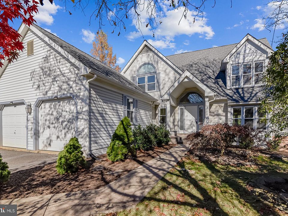 1st image of 13708 Frankford Cir