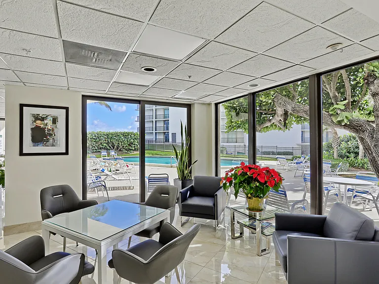 5420 N Ocean Dr #801 — Photo 46