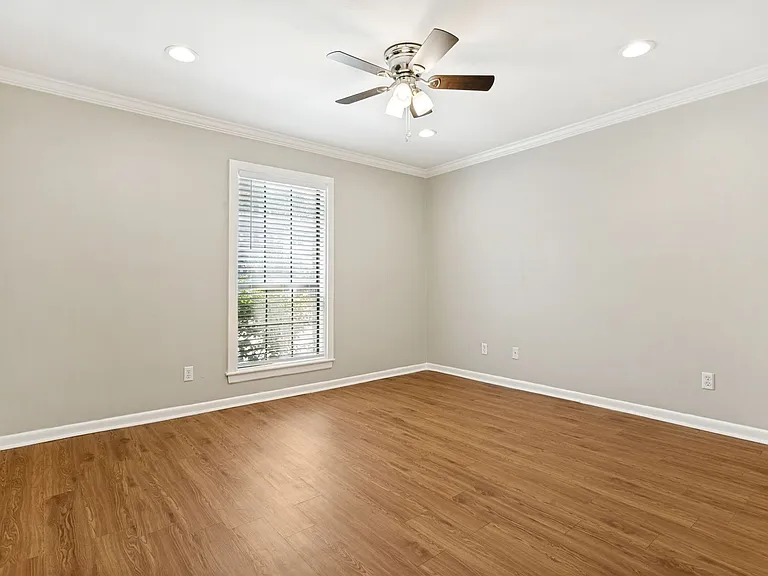 201 Ellwood St #109 — Photo 16