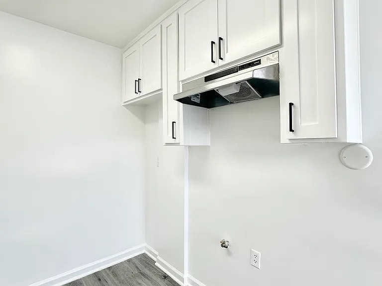 6795 N Paramount Blvd #14 — Photo 5